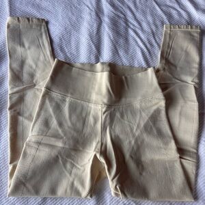 Aerie Cream Colored Seamless Leggings